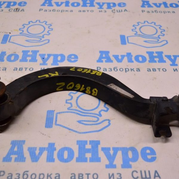 Рычаг верхний зад прав VW Passat b8 USA (02) 5Q0505323C