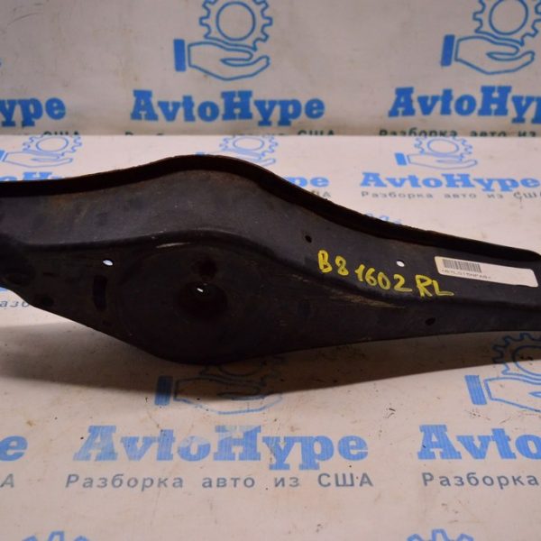 Рычаг нижний под пружину зад лев VW Passat b8 USA (02) 1K0505311AB