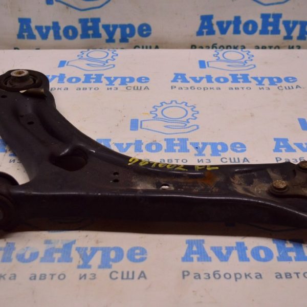 Рычаг нижний перед лев VW Passat b8 USA (02) 561407151C
