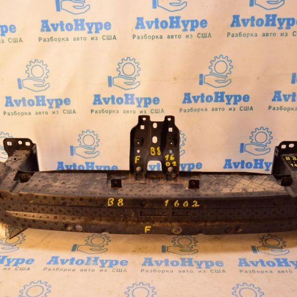 Абсорбер переднего бампера VW Passat b8 USA 561807248D