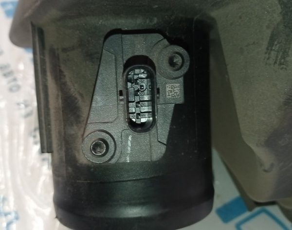 Расходомер воздуха Chrysler 200 15-17 2.4 68144197AA