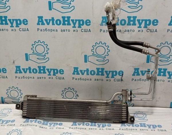 Радиатор охлаждения (масло) Chrysler 200 15-17 68183728AB