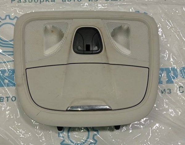 Плафон освещения перед Chrysler 200 15-17 серый 1WK311X9AH