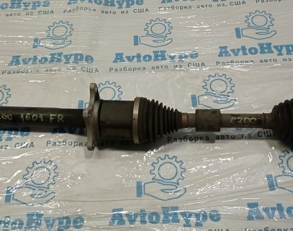 Привод полуось перед прав Chrysler 200 15-17 2.4 52123810AB