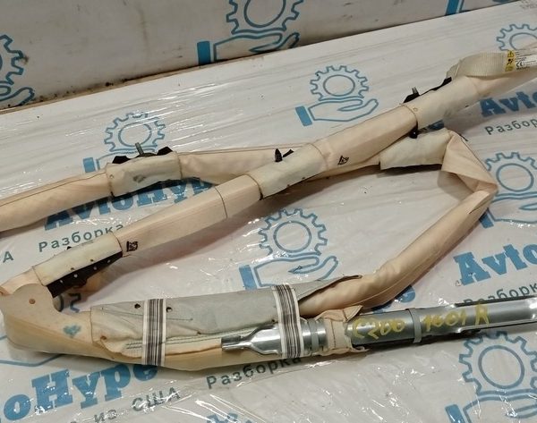 Подушка безопасности airbag боковая шторка правая Chrysler 200 15-17 68102474AD