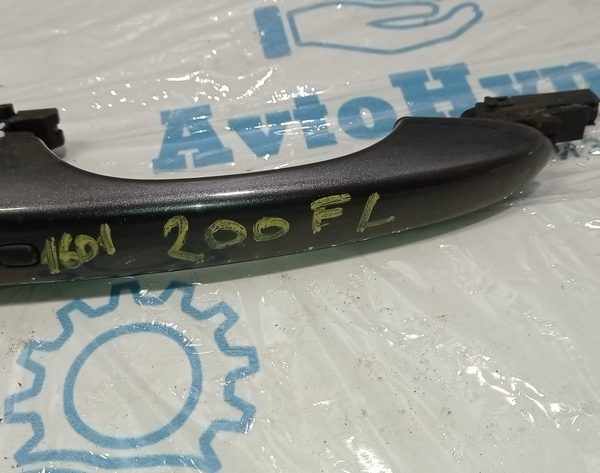 Ручка двери внешняя перед лев Chrysler 200 15-17 keyless 1YB52KCLAE