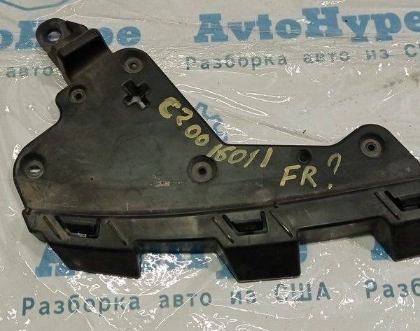 Крепление фары перед прав Chrysler 200 15-17