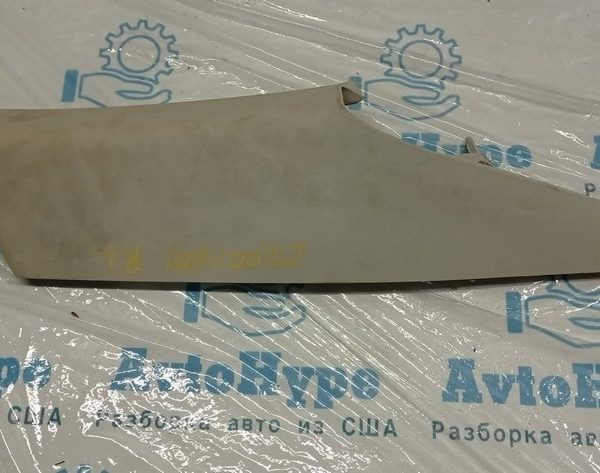 Накладка задней стойки задняя левая Chrysler 200 15-17 серая 1WW27ML2AC