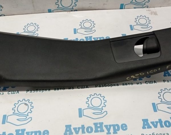 Накладка центральной стойки верхняя правая Chrysler 200 15-17 черн 1XW64DX9AI