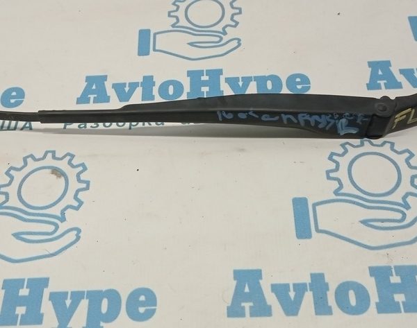 Поводок дворника лев Chrysler 200 15-17 68241707AB