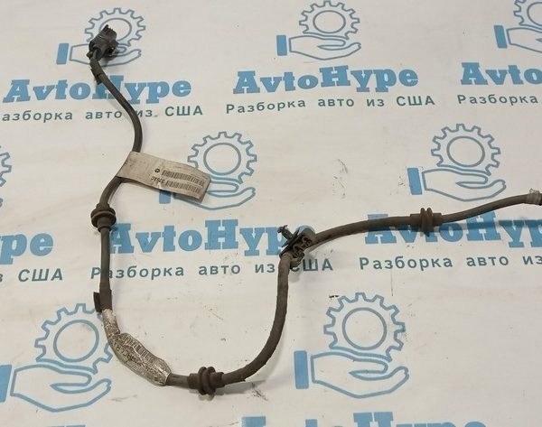 Провод суппорта зад прав Chrysler 200 15-17 68268376AC