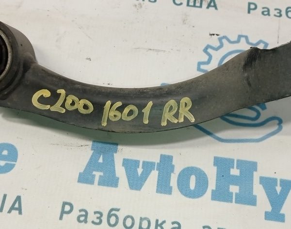 Рычаг верхний зад прав Chrysler 200 15-17 68207620AA