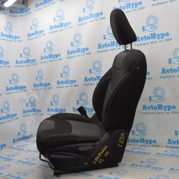 Водительское сидение Jeep Cherokee KL 14- тряпка черн (04) 5RA09DX9AD