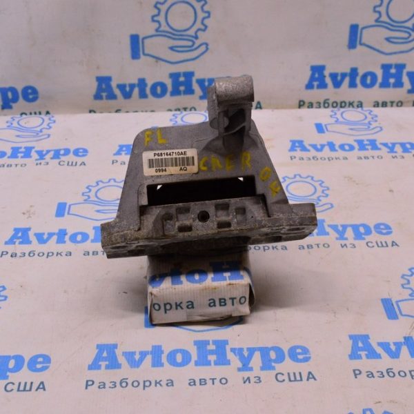 Подушка двигателя левая Jeep Cherokee KL 14- 3.2 (04) 68270565AB 68164710AE