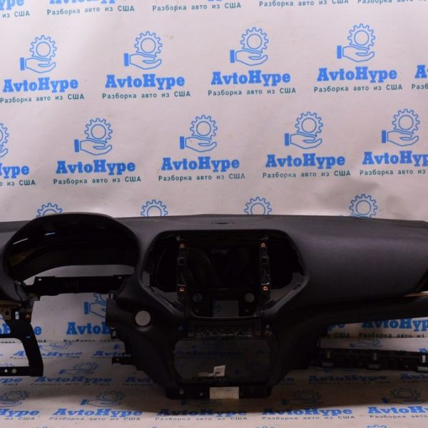Торпедо передняя панель голая Jeep Cherokee KL 14- черн (04) деф. справа,порез 6SP91DX9AA