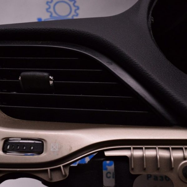 Воздуховод торпеды левый Jeep Cherokee KL 14- черн 75529A01