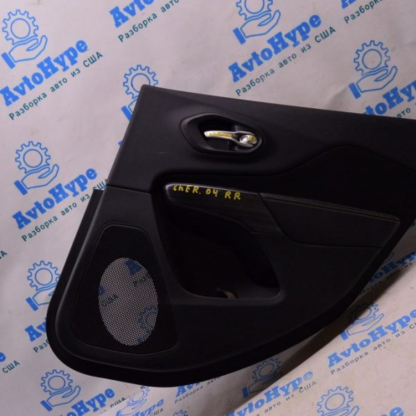 Обшивка двери (карточка) зад прав Jeep Cherokee KL 14- черн (04) 6MD201X9AB