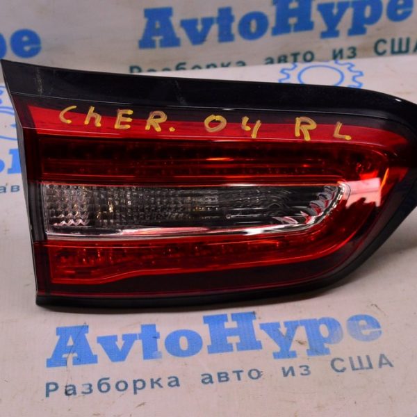 Фонарь внутренний (крышка багажника) левый Jeep Cherokee KL 14-18 дорест (04) 68330345AA