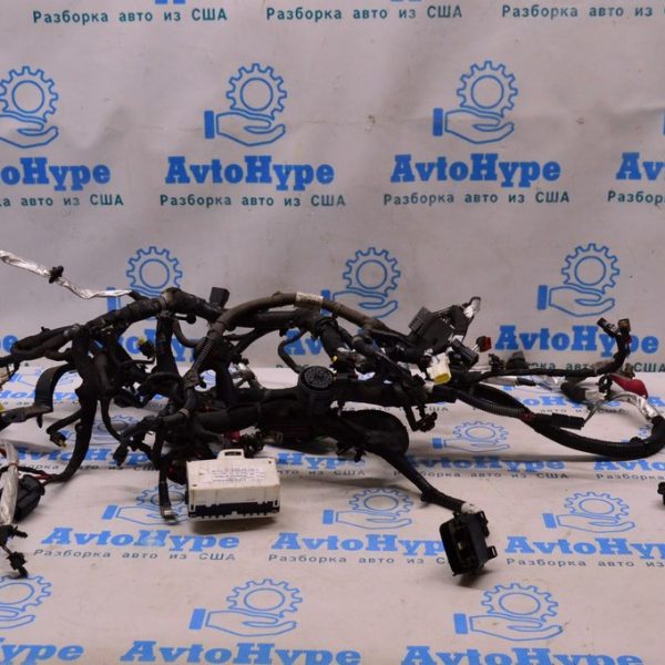 Клемма плюсовая Jeep Cherokee KL 14- (04) 68165484ae