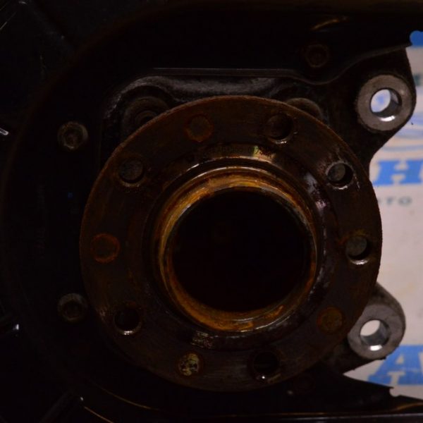 Ступица перед прав Jeep Cherokee KL 14- (04) 68141123AD