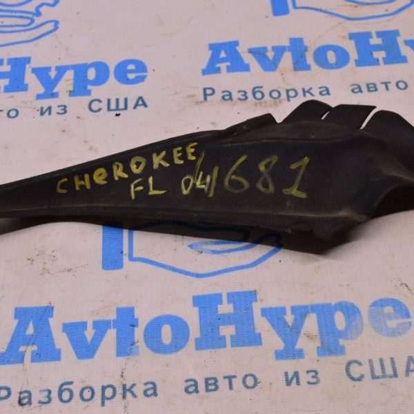 Уплотнитель решетки дворников лев Jeep Cherokee KL 14- 68102561AE 68102561AE
