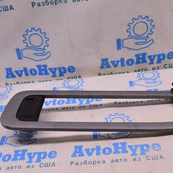 Кронштейн крепления обшивки левый Jeep Cherokee KL 14- 1ZW61TRMAA