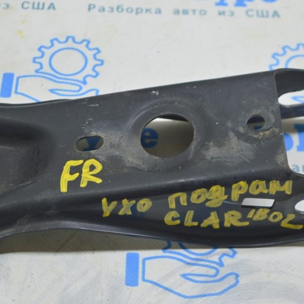 Лопух переднего подрамника правый Honda Clarity 18-21 usa 1 часть 74300-TRW-A00