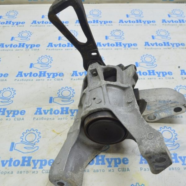 Кронштейн подушки двигателя правый Honda Clarity 18-21 usa 50625-TRW-A00