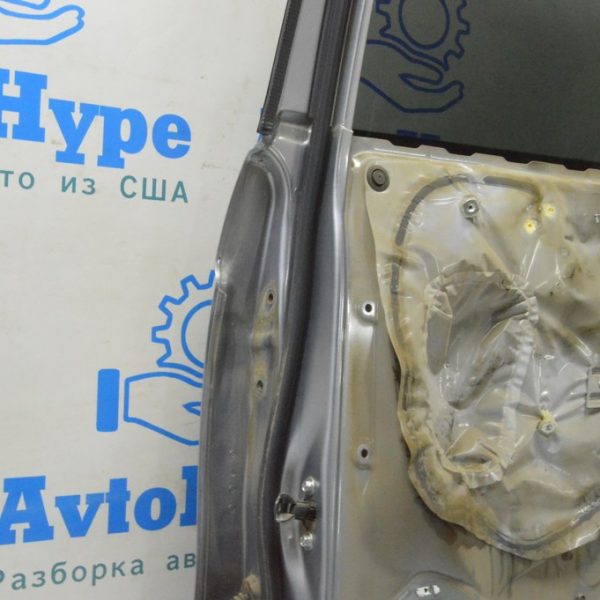 Уплотнитель двери зад прав Honda CRV 07-11 72810-SXS-A01