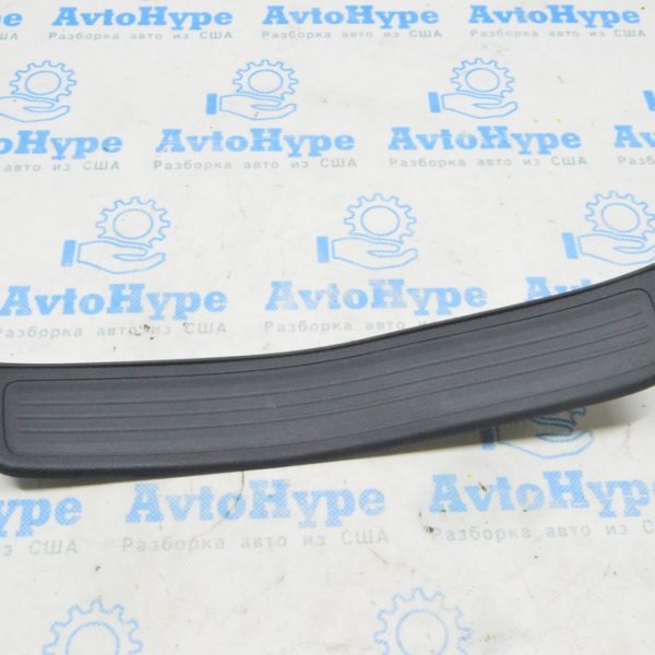 Накладка порога внешн зад прав Honda CRV 07-11 черн 84212-SWA-A01ZB
