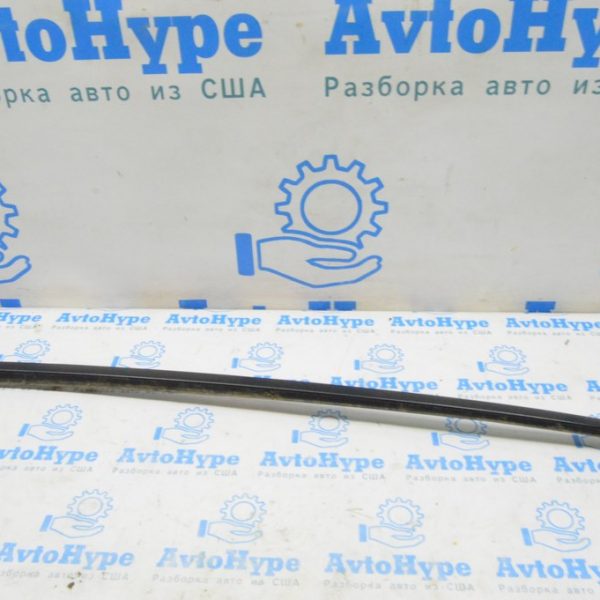 Молдинг лобового стекла правый Honda CRV 07-11 73152-SXS-A01