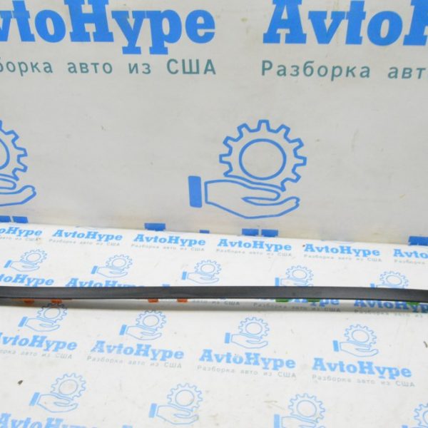 Молдинг лобового стекла левый Honda CRV 07-11 73162-SXS-A01
