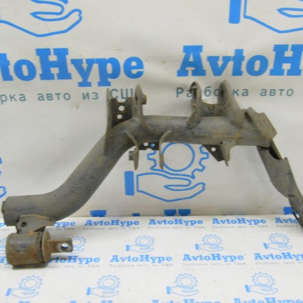 Рычаг продольный зад лев Honda CRV 07-09 (01) ржавый 52371-SWA-A01