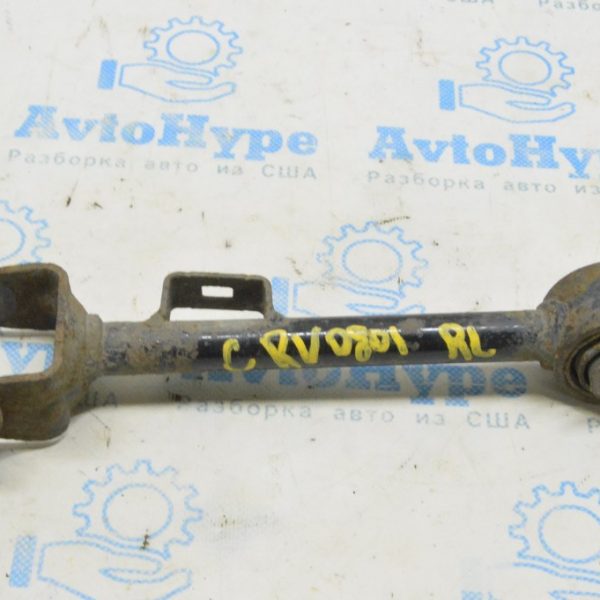 Рычаг поперечный верхний зад лев Honda CRV 07-11 (01) 52390-SWA-A00