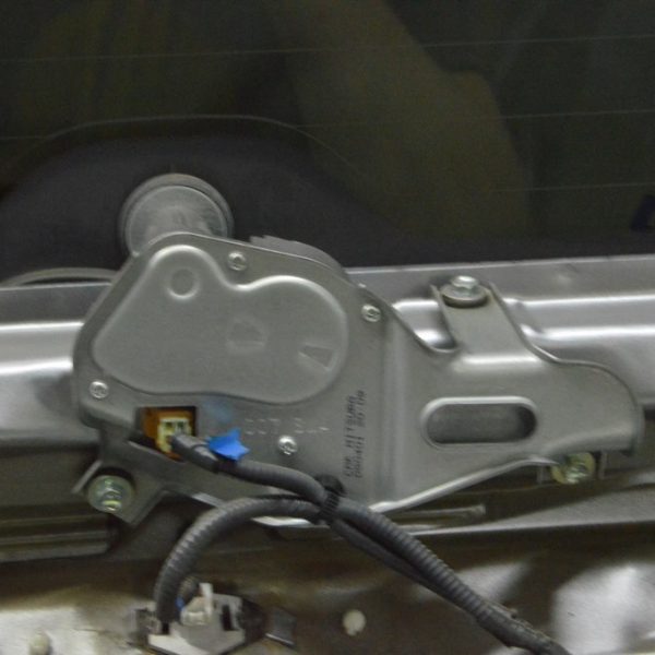 Трапеция дворников с моторчиком зад Honda CRV 07-11 76710-SWA-003