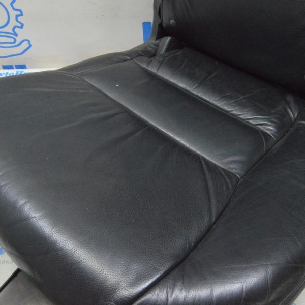 Защелки заднего ремня безопасности левая Honda CRV 07-11 черн 04826-SXS-A00ZA