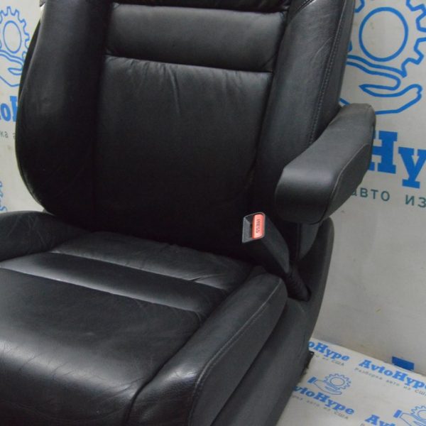 Защелки пассажирского ремня безопасности Honda CRV 07-11 черн, с натяжителем 04813-SWA-A00ZB