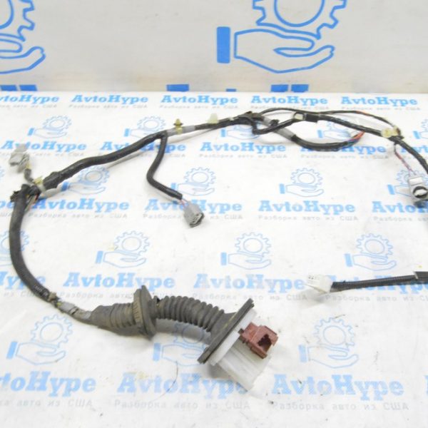 Проводка двери перед прав Honda CRV 07-11 (01) надломан разъем 32752-SWA-A10