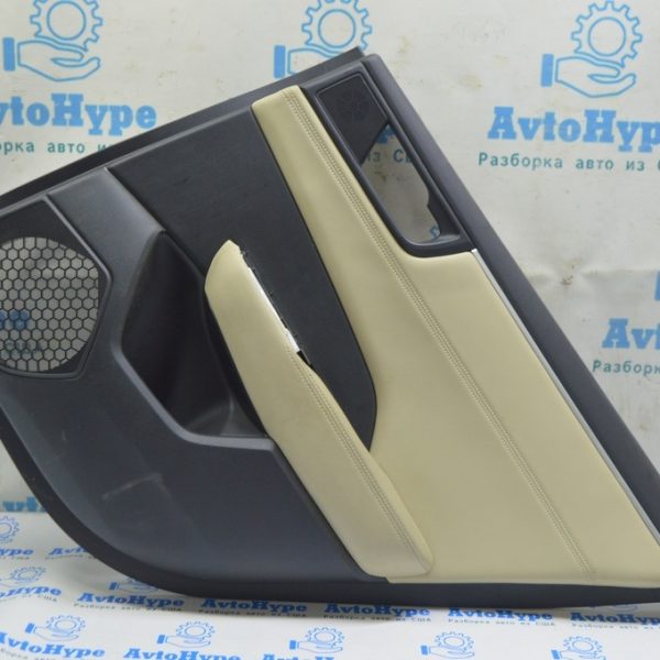 Обшивка двери карточка задняя правая Honda Clarity 18-21 usa беж с черн вставкой 83701-TRV-A11ZA