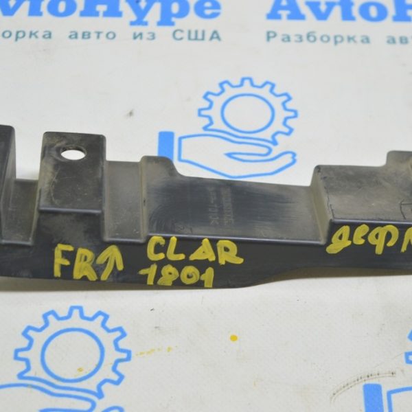 Дефлектор радиатора верхний правый Honda Clarity 18-21 usa 74134-TRV-A00