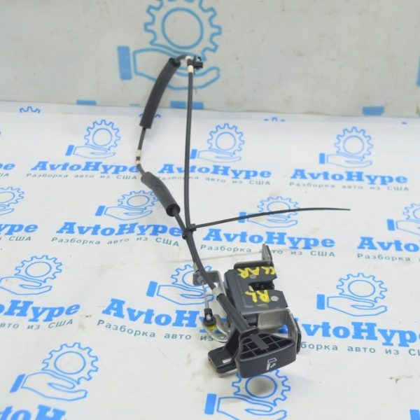 Ручка откидывания заднего сиденья левая Honda Clarity 18-21 usa с тросом 82620-TRV-A01