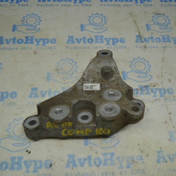 Кронштейн подушки кпп Jeep Compass 17- 2.4 9ст-акпп тип 2 68253040AA