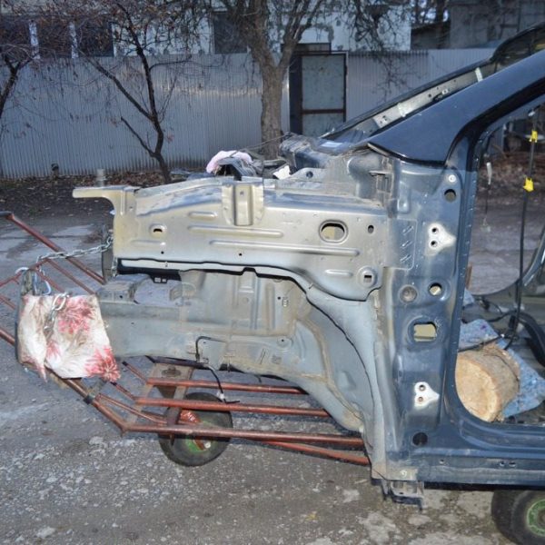 Четверть передняя левая Jeep Compass 17- графит (01) 68330479AE