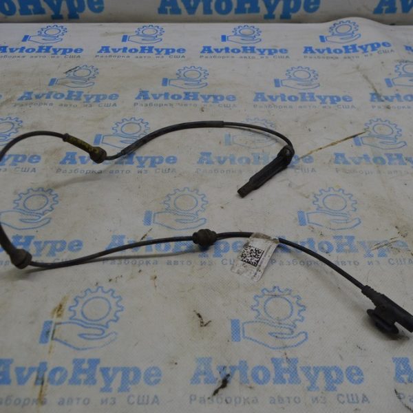 Датчик ABS передний левый Jeep Compass 17- awd 68293236AB