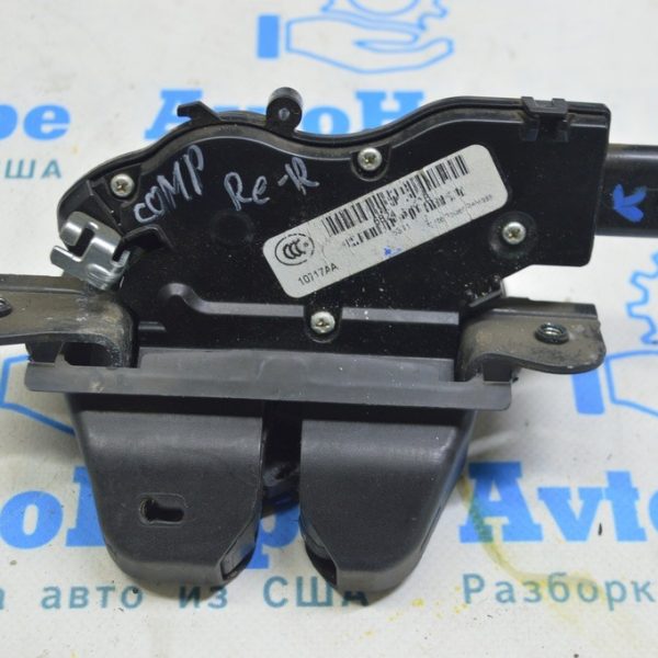 Замок двери багажника Jeep Compass 17- электро 68247939AB