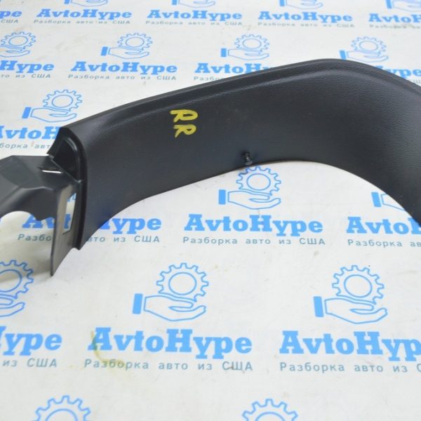 Обшивка двери багажника верхняя правая Jeep Compass 17- черная 6NL72DX9AB