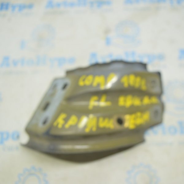 Кронштейн крыла левый Jeep Compass 17- 68552841AA