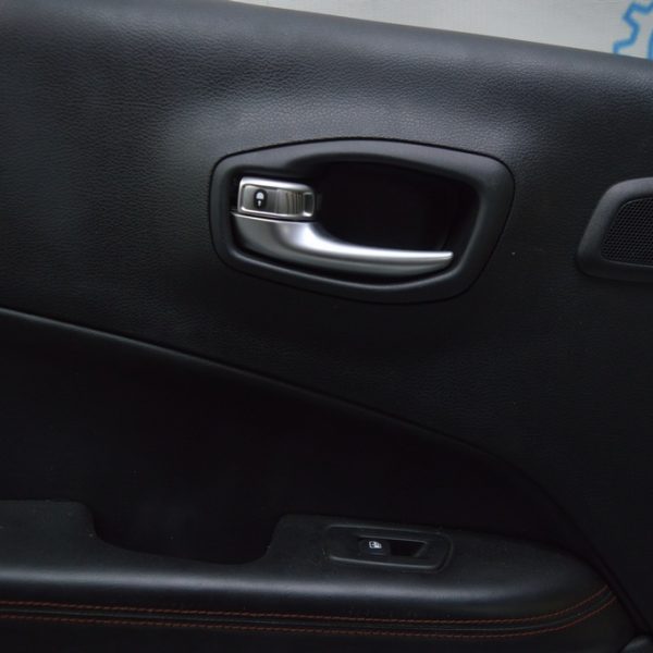 Управление стеклоподъемником задним левым Jeep Compass 17- 6BZ30LXHAA