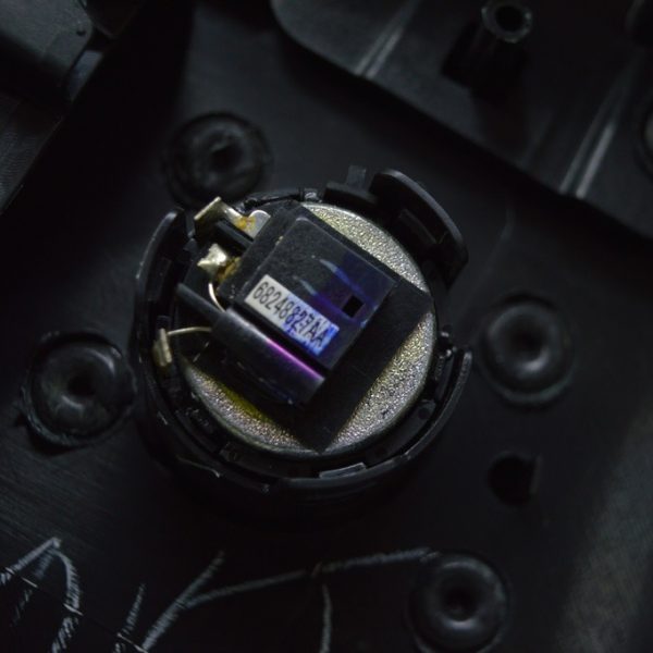 Динамик пищалка задний правый Jeep Compass 17- beats 68248827AA