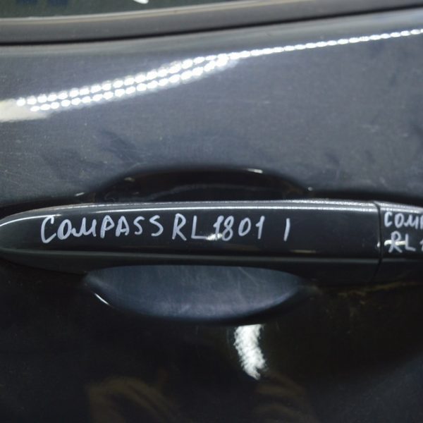 Заглушка внешней ручки задней левой Jeep Compass 17- 5SV52DX8AB